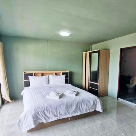 4 Palms Hotel Pratumanak Pattaya Dış mekan fotoğraf