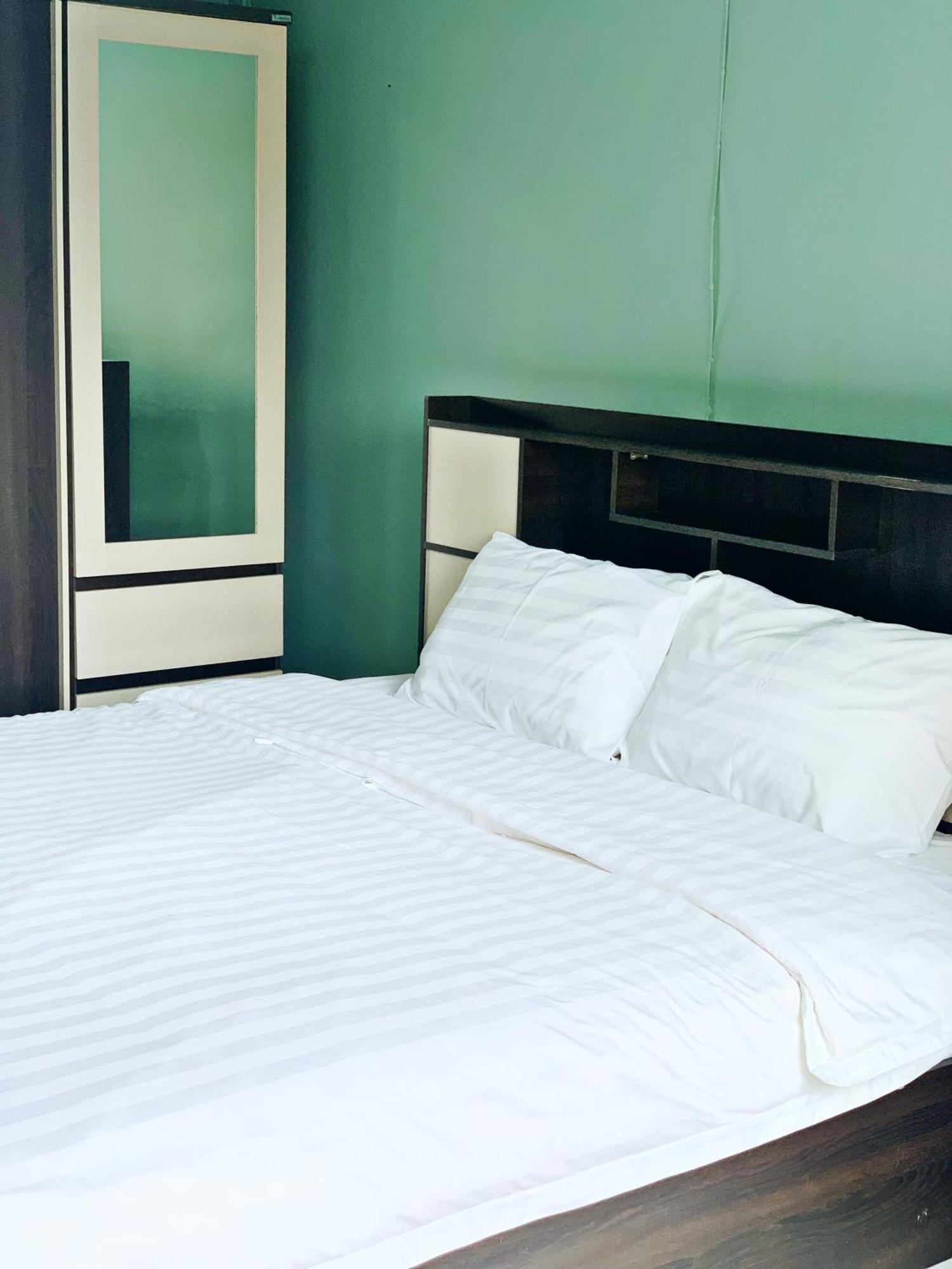 4 Palms Hotel Pratumanak Pattaya Dış mekan fotoğraf