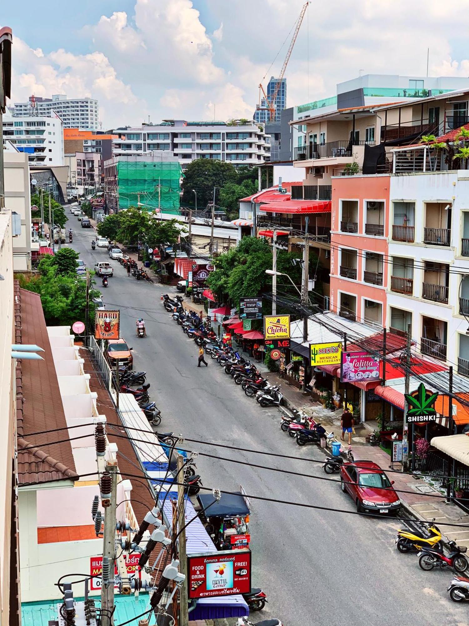 4 Palms Hotel Pratumanak Pattaya Dış mekan fotoğraf